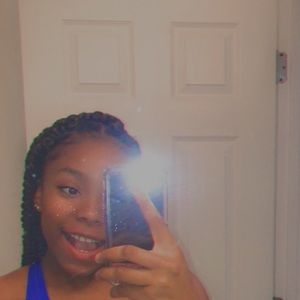 Meet your Posher, Janee